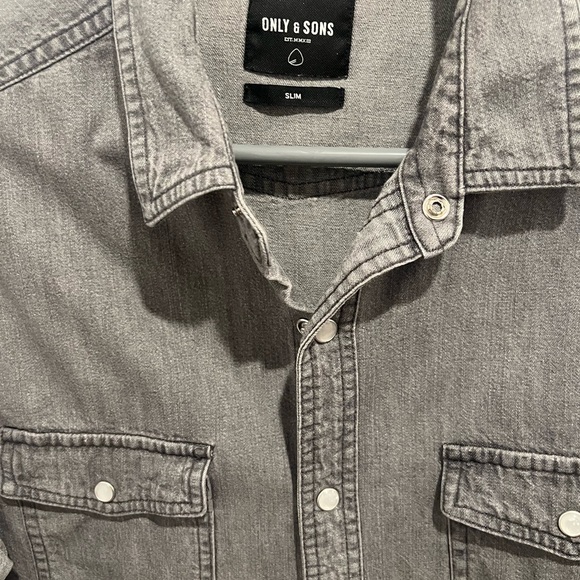 Only and sons black denim medium shirt, excellent condition. One year old - Picture 3 of 3